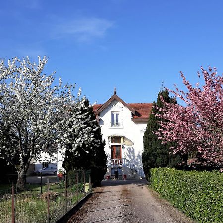 فردان سور ميوز La Maison Mirabeau المظهر الخارجي الصورة